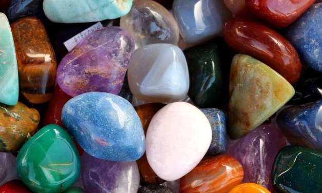 Wpływ kamieni na umysł | Właściwości kamieni naturalnych